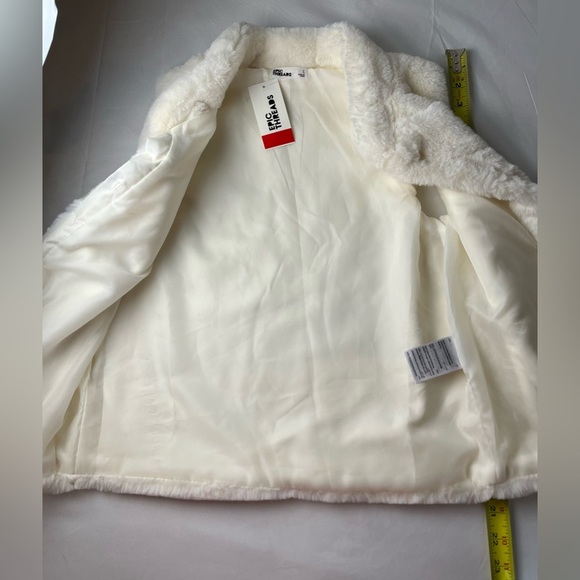 Macy's Epic Threads Cream Faux Fur Vest - NWT Size Large - Picture 5 of 8